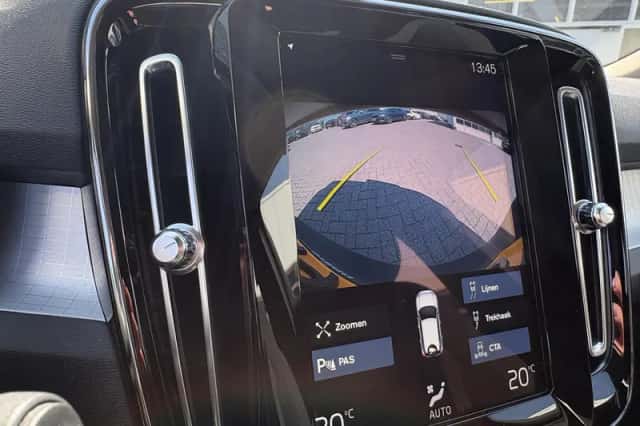 Volvo XC40 (2022) thumbnail 19