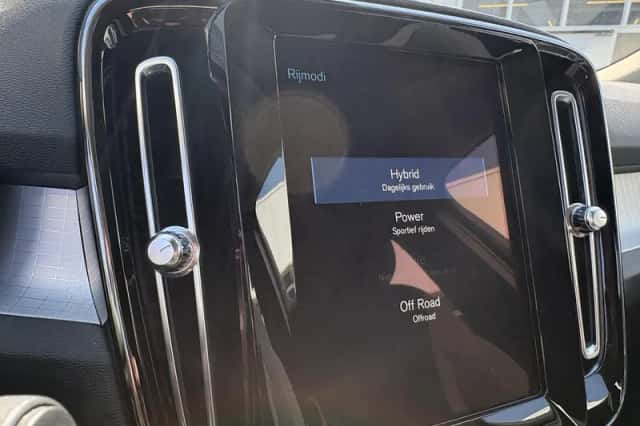 Volvo XC40 (2022) thumbnail 20