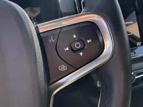 Volvo XC40 thumbnail 24