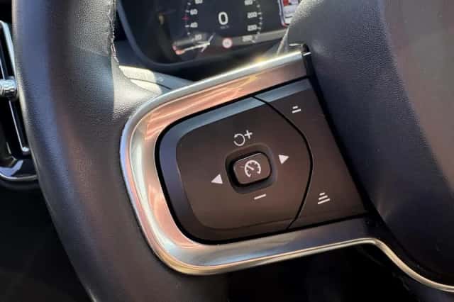 Volvo XC40 (2022) thumbnail 26