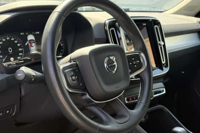 Volvo XC40 (2022) thumbnail 28