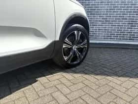 Volvo XC40 thumbnail 9