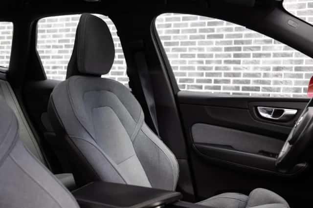 Volvo XC60 (2021) thumbnail 6
