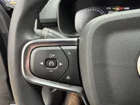 Volvo XC40 thumbnail 15