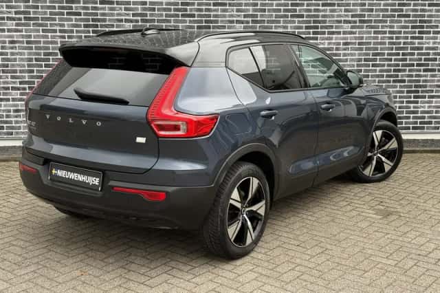 Volvo XC40 (2022) thumbnail 25