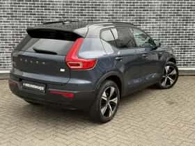 Volvo XC40 thumbnail 25