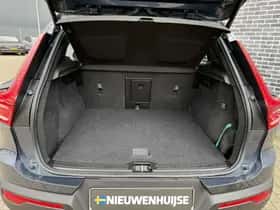 Volvo XC40 thumbnail 30