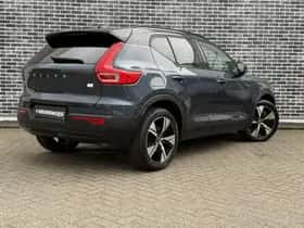 Volvo XC40 thumbnail 4
