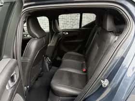 Volvo XC40 thumbnail 7
