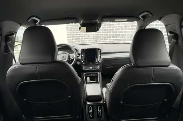 Volvo XC40 (2022) thumbnail 8