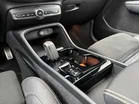 Volvo XC40 thumbnail 9