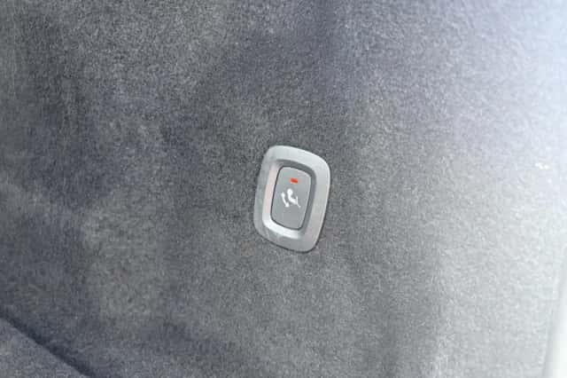 Volvo XC60 (2021) thumbnail 11