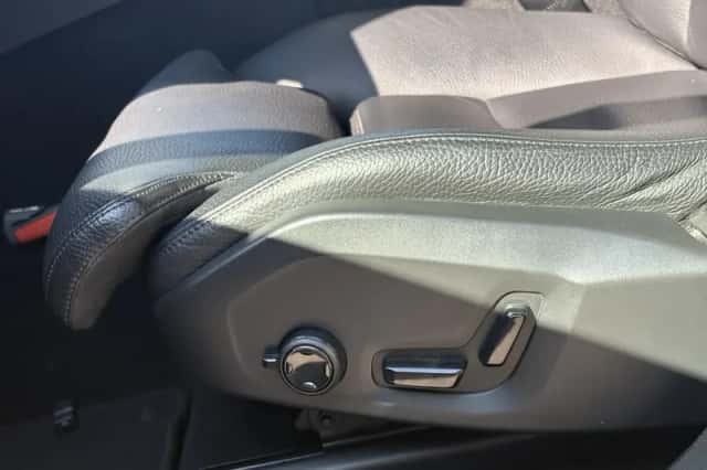 Volvo XC60 (2021) thumbnail 32