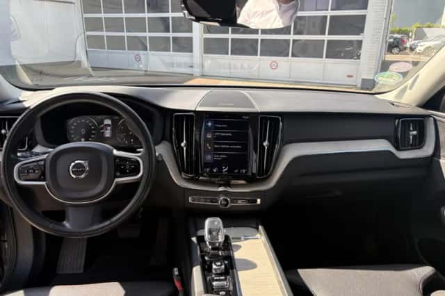 Volvo XC60 (2021) thumbnail 35