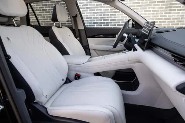 Geely E5 (2026) thumbnail 6