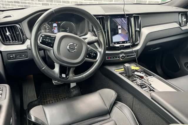 Volvo XC60 (2020) thumbnail 6