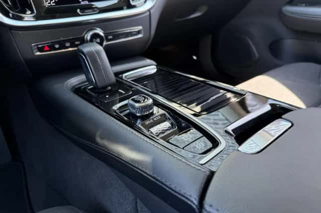 Volvo V60 (2020) thumbnail 15
