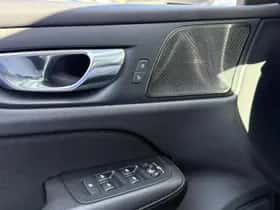 Volvo V60 thumbnail 17