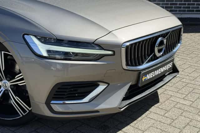 Volvo V60 (2020) thumbnail 28