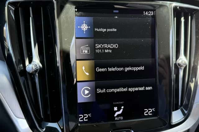 Volvo V60 (2020) thumbnail 8
