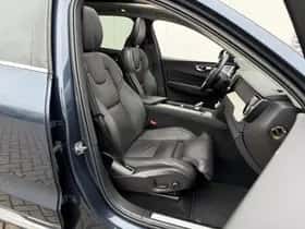 Volvo XC60 thumbnail 11
