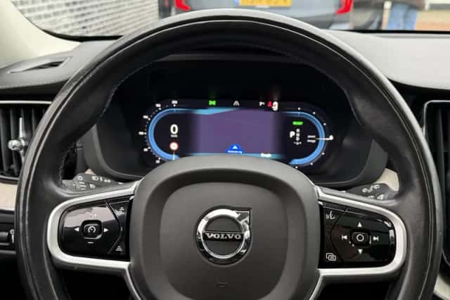Volvo XC60 (2021) thumbnail 18