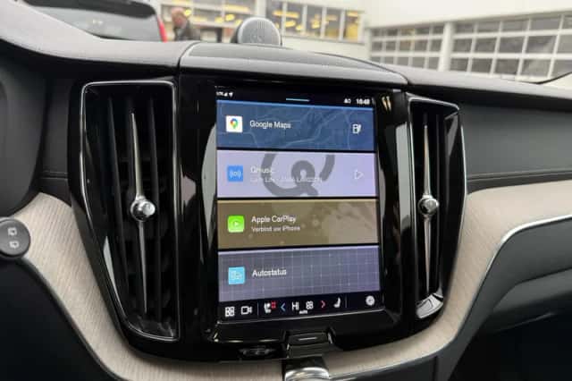 Volvo XC60 (2021) thumbnail 24