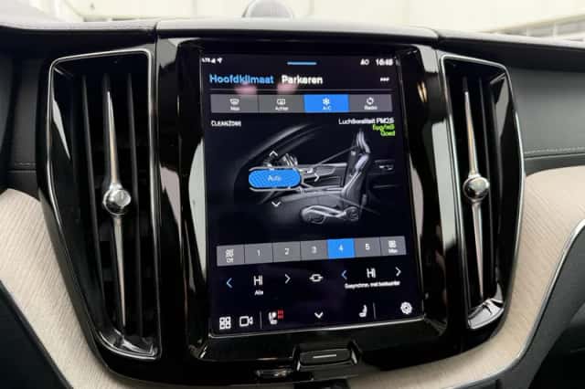 Volvo XC60 (2021) thumbnail 27