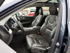 Volvo XC60 thumbnail 30