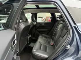 Volvo XC60 thumbnail 32