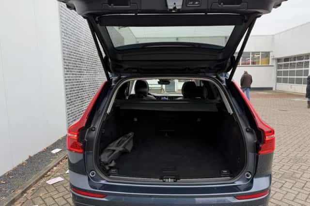 Volvo XC60 (2021) thumbnail 35
