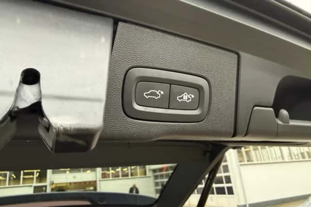 Volvo XC60 (2021) thumbnail 38