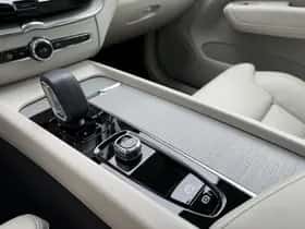 Volvo XC60 thumbnail 11