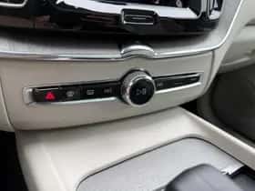 Volvo XC60 thumbnail 12