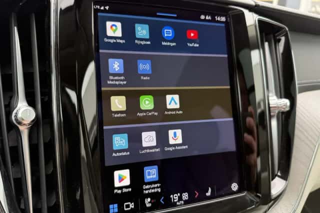 Volvo XC60 (2023) thumbnail 19