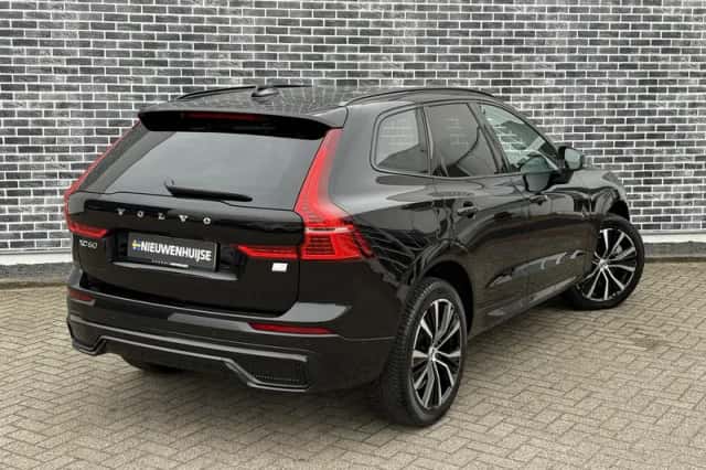 Volvo XC60 (2023) thumbnail 34