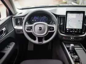 Volvo XC60 thumbnail 2