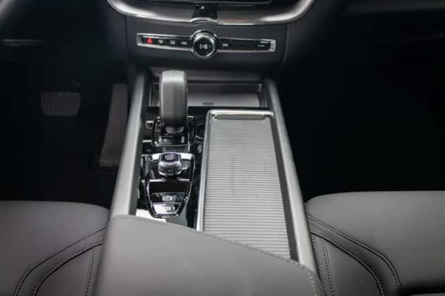 Volvo XC60 (2026) thumbnail 16