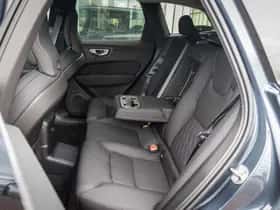 Volvo XC60 thumbnail 9