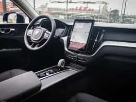Volvo XC60 thumbnail 10