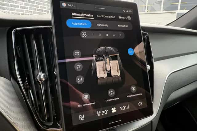 Volvo XC60 (2025) thumbnail 25