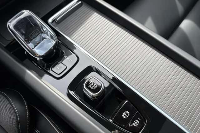 Volvo XC60 (2025) thumbnail 31