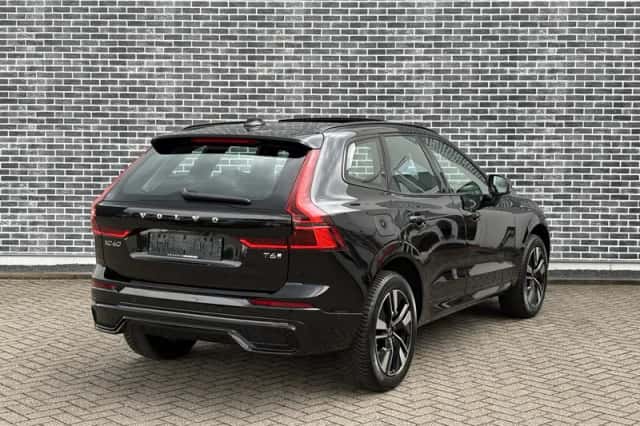 Volvo XC60 (2025) thumbnail 3