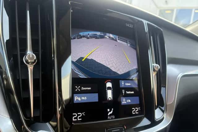 Volvo V60 (2021) thumbnail 16