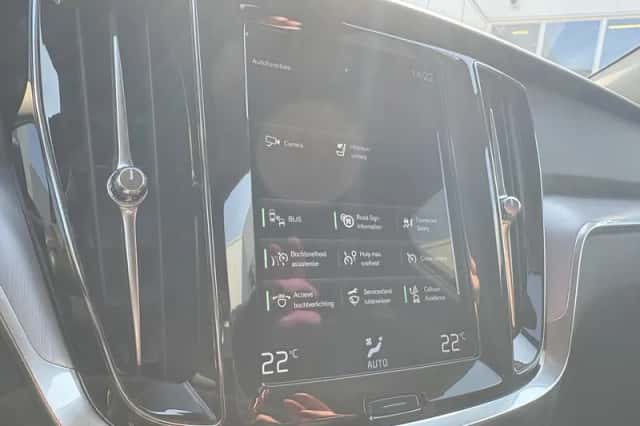 Volvo V60 (2021) thumbnail 19