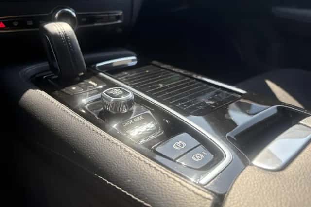 Volvo V60 (2021) thumbnail 22