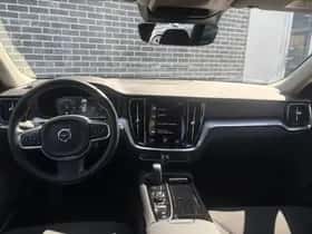 Volvo V60 thumbnail 25