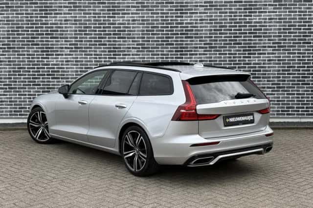 Volvo V60 (2020) thumbnail 6