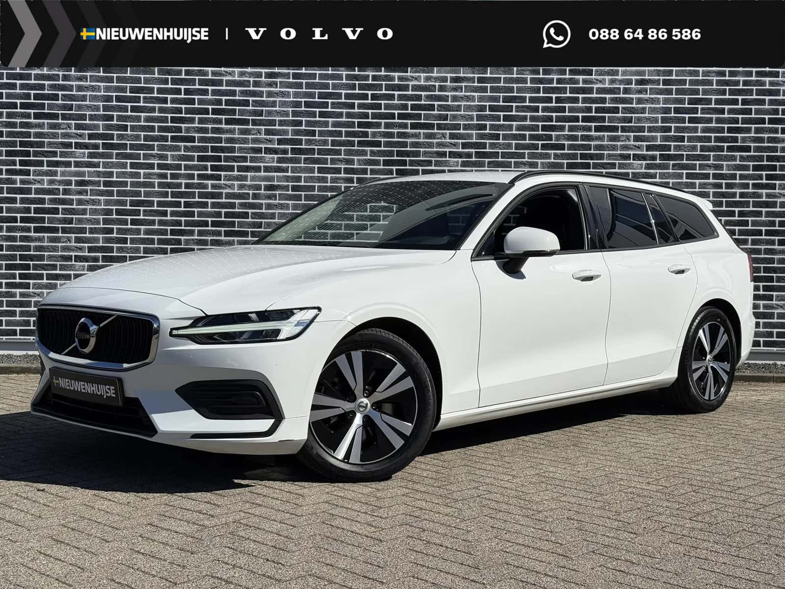 Volvo V60 (2022) — foto 1