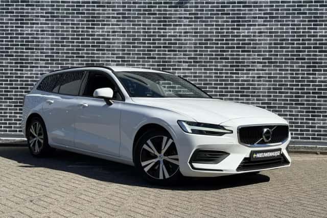 Volvo V60 (2022) thumbnail 13
